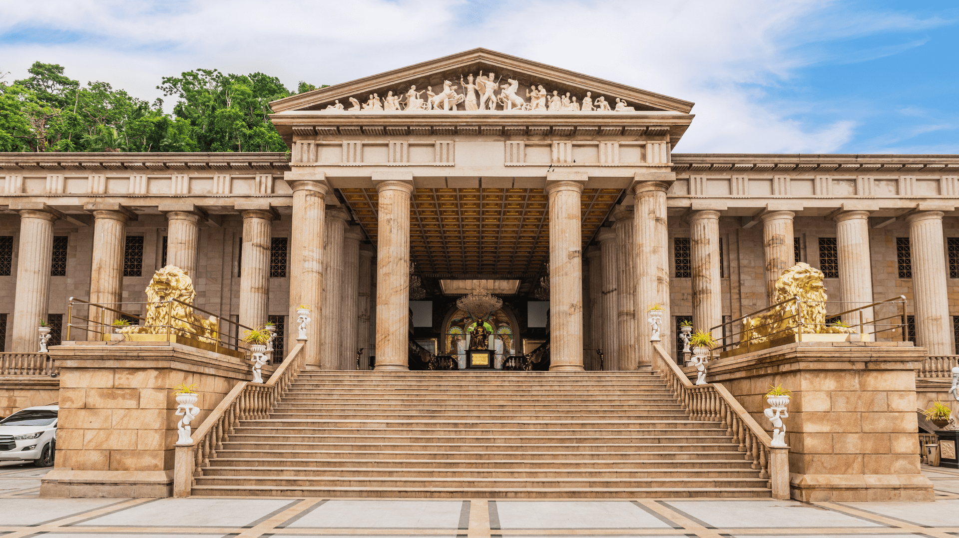 Temple of Leah, often called Cebu’s Taj Mahal, blends romance, history, and stunning architecture