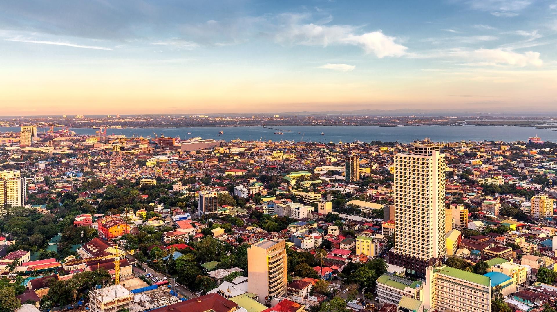 Sunset in Cebu City offers a perfect mix of skyline and sea.