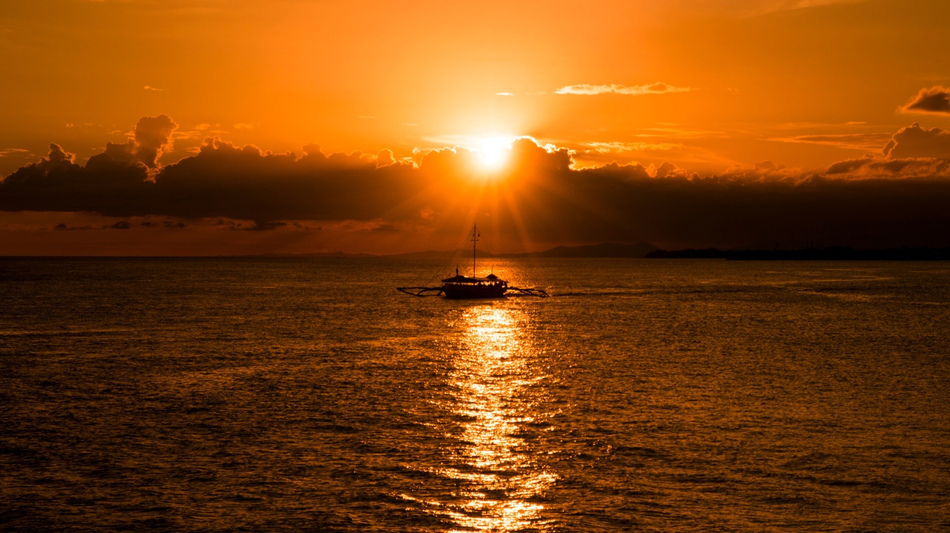 Iloilo Sunset on Silver Sands